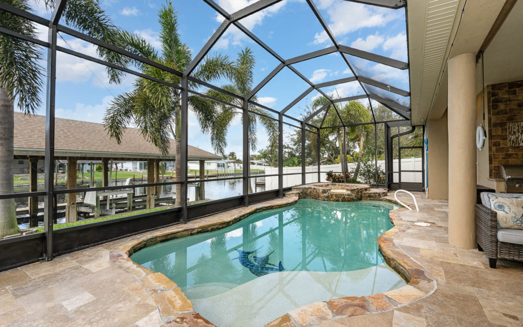 Beautiful waterfront 5 BR home with pool, kayaks